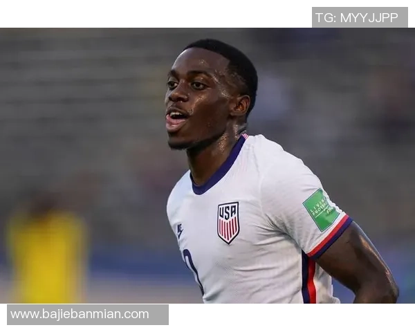 因赛场咬人事件备受争议的黑人足球球星再度引发全球媒体关注